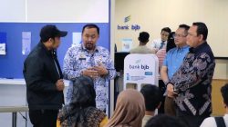 Bekasi - Masyarakat Kabupaten Bekasi yang masih memiliki tunggakan Pajak Bumi dan Bangunan Perdesaan dan Perkotaan (PBB-P2) mendapat keringanan untuk menyelesaikan kewajibannya melalui program pembebasan sanksi administrasi atau denda. Keringanan tersebut berlaku bagi tunggakan PBB-P2 sampai dengan tahun 2025, dengan periode pembayaran mulai 1 hingga 31 Agustus 2026. Foto: Ist/Gobekasi.id.