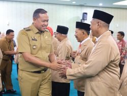 Kukuhkan Pengurus LLI Kota Bekasi, Tri Adhianto Dorong Lansia Tetap Aktif dan Produktif