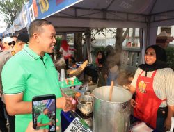 Hadiri Festival Bekasi Barat, Tri Adhianto Apresiasi Integrasi Ekonomi UMKM dan Kelembagaan