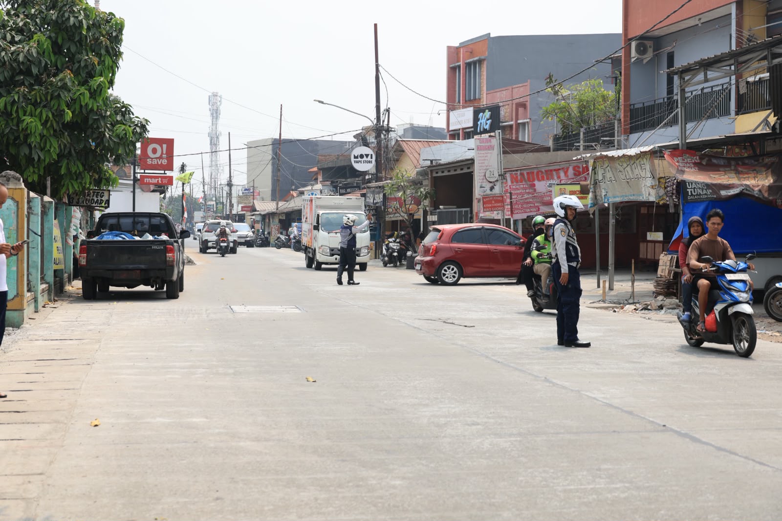 Bekasi - Penanganan genangan air di Jalan Jatimakmur, Pondok Gede, kini telah rampung dikerjakan DBMSDA Kota Bekasi. Foto: Ist/Gobekasi.id.