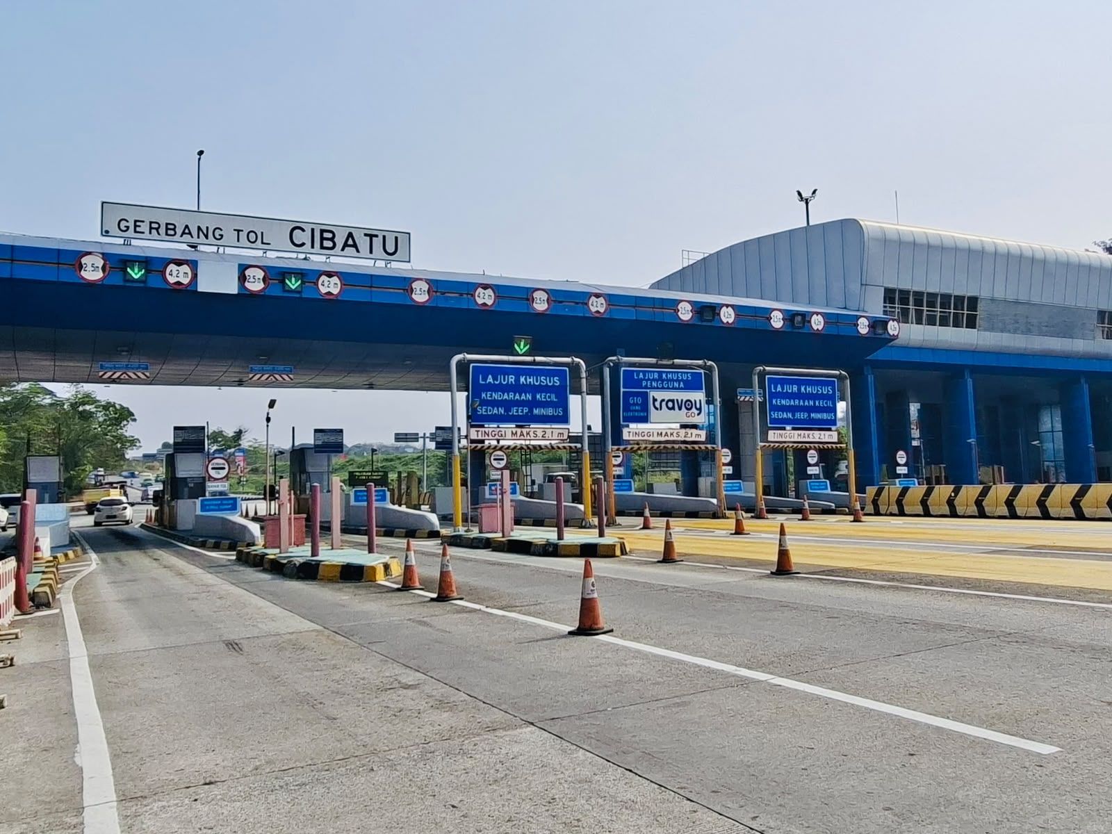 Bekasi - Gerbang Tol (GT) Cibatu KM 34+600. Foto: Ist/Gobekasi.id.