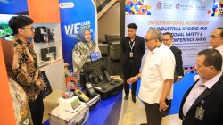 Tekan Angka Kecelakaan Kerja, Wamenaker Dorong Penerapan Higiene Industri di Perusahaan