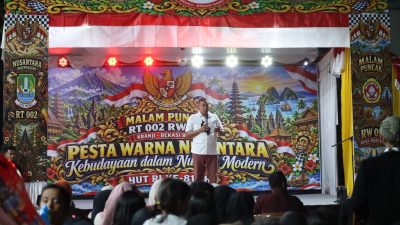 Bekasi - Wali Kota Bekasi, Tri Adhianto dalam malam puncak peringatan Hari Ulang Tahun (HUT) ke-81 Kemerdekaan Republik Indonesia di RT 02/RW 010, Kelurahan Kranji, Kecamatan Bekasi Barat, Sabtu (26/09/2026). Foto: Ist/Gobekasi.id.