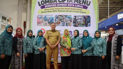 Bekasi - Wali Kota Bekasi Tri Adhianto menekankan pentingnya meningkatkan kesadaran masyarakat akan pentingnya asupan protein seimbang untuk mendukung tumbuh kembang anak secara optimal. Foto: Ist/Gobekasi.id.