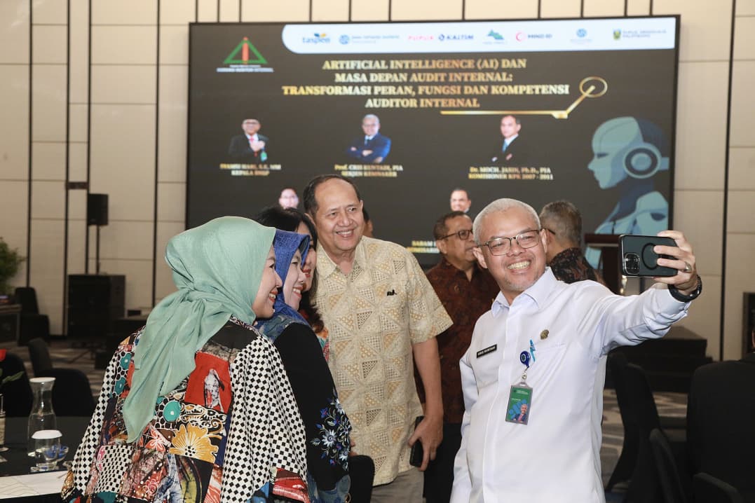 Bekasi - Sekretaris Jenderal Kementerian Ketenagakerjaan (Kemnaker) Cris Kuntad dalam Seminar Nasional Internal Audit 2026 di Yogyakarta, Selasa (29/9/2026). Foto: Ist/Gobekasi.id.