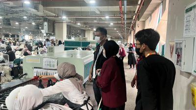 Jawa Tengah - Direktur Jenderal Binwasnaker dan K3 Kemnaker, Ismail Pakaya, melaksanakan pemeriksaan khusus terhadap sembilan perusahaan yang beroperasi di Kawasan Industri Kendal (KIK) dan Kawasan Industri Batang (KIB), Jawa Tengah. Foto: Ist/Kemnaker
