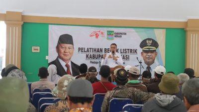 Bekasi - Ratusan pembecak mengikuti Pelatihan Becak Listrik Kabupaten Bekasi Tahun 2026 di halaman Guest House Kantor Satpol PP, Kompleks Pemkab Bekasi, Cikarang Pusat, Rabu (23/9/2026). Foto: Ist/Gobekasi.id.