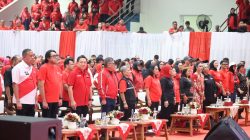 Hasto Jadikan Sekolah Lansia Bekasi Contoh untuk Daerah yang Dipimpin Kader PDI Perjuangan
