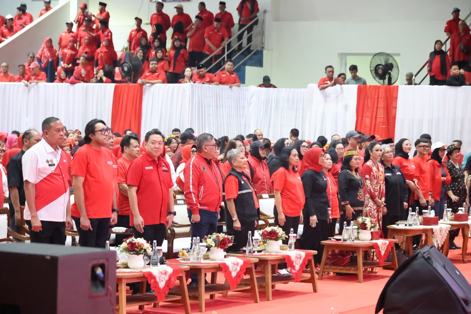 Bekasi - Peringatan Hari Lansia Sedunia dan Hari Kesehatan Mental Nasional di GOR Bang Yan, Kota Bekasi, Kamis (1/10/2026). Foto: Ist/Gobekasi.id.