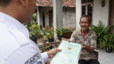 Bekasi - Kantor Pertanahan (Kantah) ATR/BPN Kota Bekasi kembali membuat terobosan pelayanan publik yang humanis dengan menghadirkan program inovatif bertajuk DANTA (Delivery Layanan Pertanahan). Foto: Kantah Kota Bekasi/Gobekasi.id.