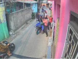 Polisi Selidiki Video Viral Sekelompok Remaja Aniaya Pelajar Pakai Senjata Tajam di Bekasi