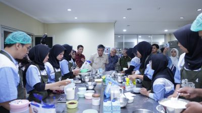 Bekasi - Menaker Yassierli minta 14.688 peserta PVN Batch V 2026 bangun portofolio karya saat orientasi di BBPVP Bekasi, Jumat (16/10/2026). Fokus keterampilan nyata. Foto: Kemnaker/Gobekasi.id.