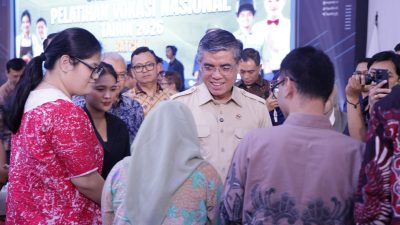 Bekasi - Menteri Ketenagakerjaan Yassierli saat menghadiri Orientasi Peserta Pelatihan Vokasi Nasional (PVN) Batch V Tahun 2026 di Balai Besar Pelatihan Vokasi dan Produktivitas (BBPVP) Bekasi, Jumat (16/10/2026). Foto: Kemnaker/Gobekasi.id.