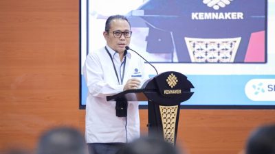 Bekasi - Direktur Jenderal Pembinaan Pengawasan Ketenagakerjaan dan Keselamatan dan Kesehatan Kerja (Dirjen Binwasnaker & K3), Ismail Pakaya. Foto: Ist/Gobekasi.id.