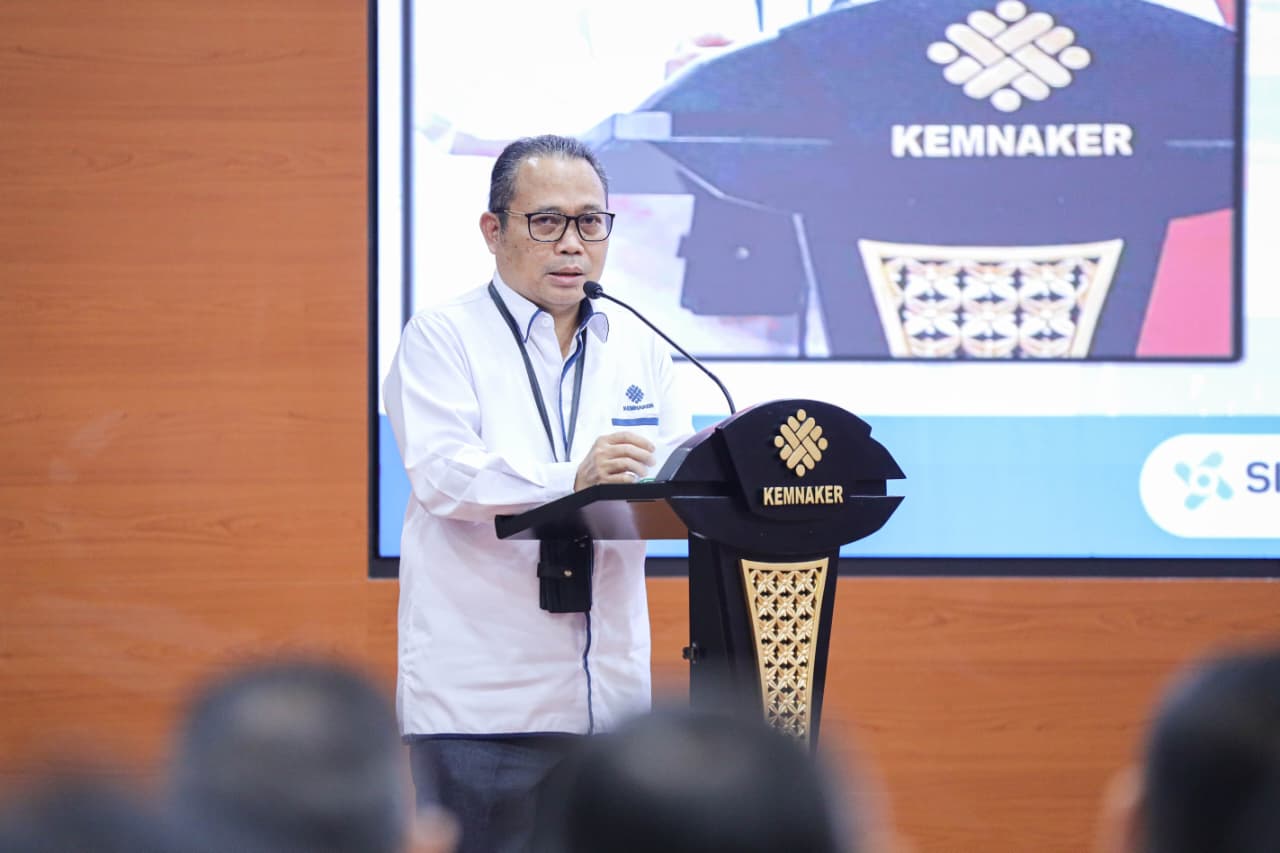 Bekasi - Direktur Jenderal Pembinaan Pengawasan Ketenagakerjaan dan Keselamatan dan Kesehatan Kerja (Dirjen Binwasnaker & K3), Ismail Pakaya. Foto: Ist/Gobekasi.id.