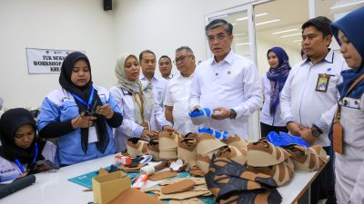 Sidoarjo - Menteri Ketenagakerjaan (Menaker) Yassierli dalam arahan bertema Percepatan Transformasi BPVP di BPVP Sidoarjo, Jawa Timur, Senin (19/10/2026) malam. Foto: Kemnaker/Gobekasi.id.