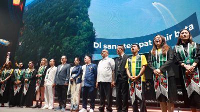 Bekasi - Wamenaker Afriansyah Noor buka Permanent Make Up Indonesia Festival 2026 di PIK 2 Tangerang, Rabu (21/10/2026). Diikuti 700 peserta dari 24 negara. Foto: Kemnaker/Gobekasi.id.