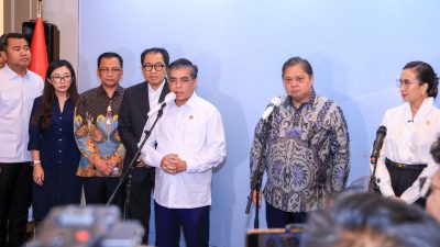 Bekasi - Menaker Yassierli paparkan skema pelatihan vokasi 4 bulan terintegrasi industri KEK pada Rakernas KEK, Rabu (21/10/2026). Fokus pada penyerapan kerja cepat. Foto: Ist/Gobekasi.id.