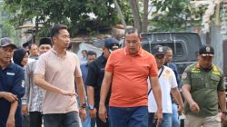 Bekasi - Pemkot Bekasi siapkan penataan Jalan Muchtar Tabrani Bekasi Utara jadi dua arah dan penataan drainase tengah jalan (25/10/2026). Tri Adhianto minta matangkan pembebasan lahan. Foto: Ist/Gobekasi.id.