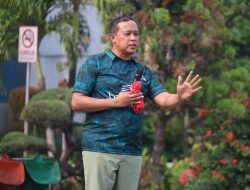 Sambut Porprov Jabar XV, Tri Adhianto Buka Gerakan Bebersih Kota Bekasi