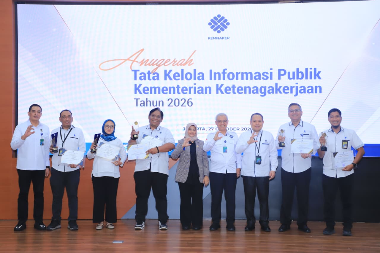 Bekasi - Kemnaker gelar Anugerah Tata Kelola Informasi Publik 2026 di Jakarta (27/10/2026). BBPVP Semarang & Serang raih penghargaan utama, Kemnaker gandeng SnackVideo. Foto: Ist/Gobekasi.id.