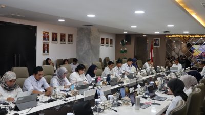 Bekasi - Kemnaker sahkan Permenaker 15/2026 perkuat pengawasan ketenagakerjaan (29/10/2026). Fokus periksa upah minimum, lembur, K3, dan distribusi pengawas daerah. Foto: Ist/Gobekasi.id.