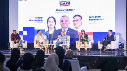 Bekasi - Wamenaker Afriansyah Noor ajak generasi muda perkuat kompetensi & tingkatkan adaptasi AI pada Youth Con 2026 (31/10/2026). Minta SDM lokal disiapkan awal. Foto: Kemnaker/Gobekasi.id.