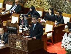 Menaker Ungkap Poin Penting UU Pelindungan Ketenagakerjaan yang Wajib Diketahui Pekerja
