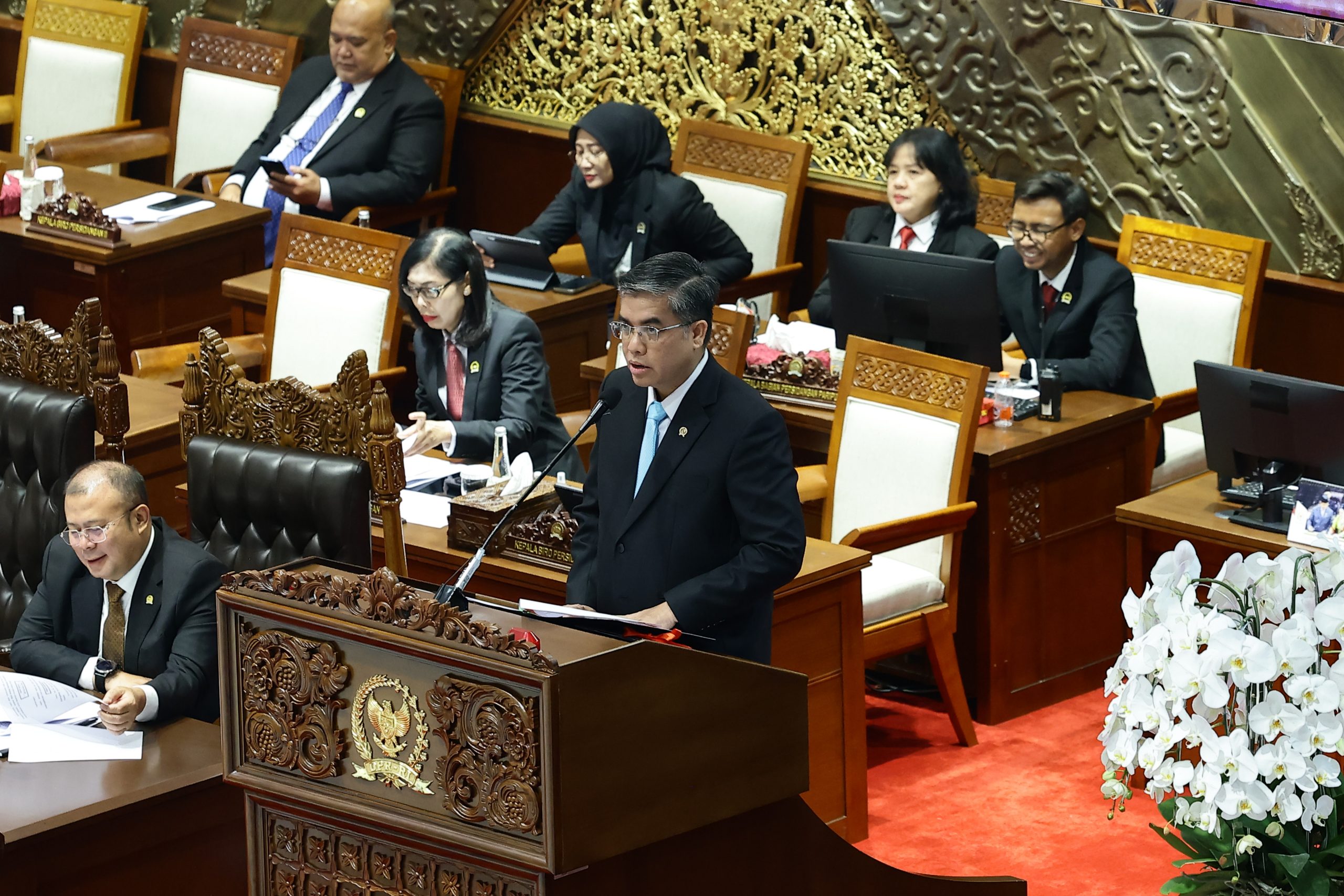 Bekasi - Menteri Ketenagakerjaan Yassierli saat menyampaikan RUU Perlindungan Ketenagakerjaan di hadapan DPR RI. Foto: Kemnaker/Gobekasi.id.